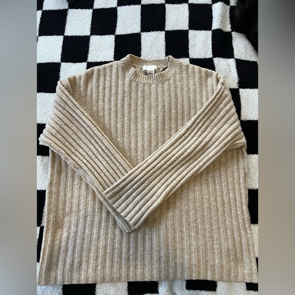 H&M Knit Set - Picture 3 of 5